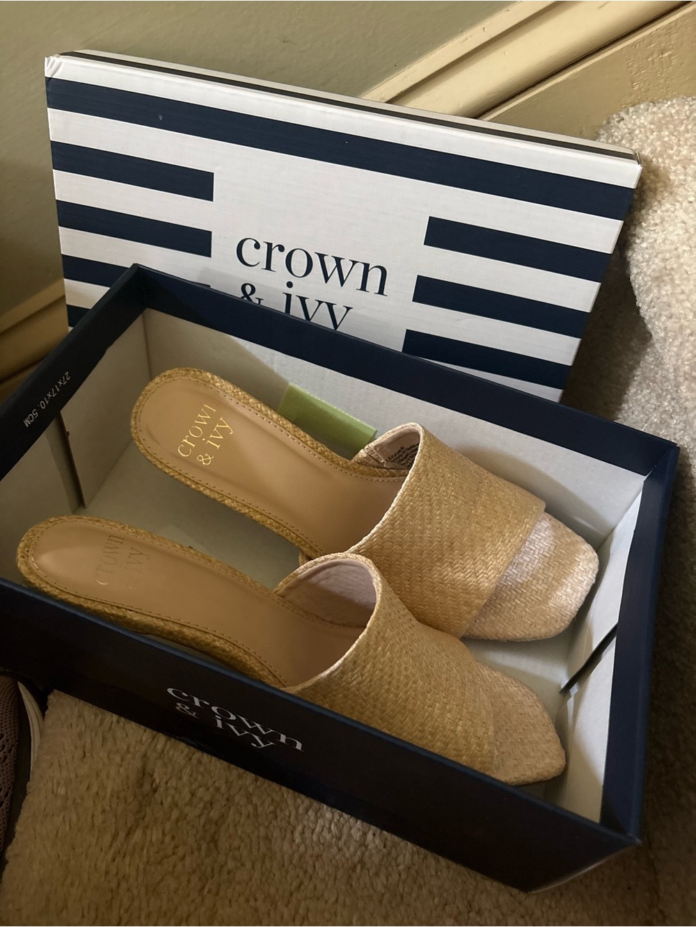Crown & Ivy Heels